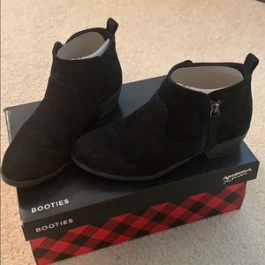 Black Arizona Jean Co. Booties